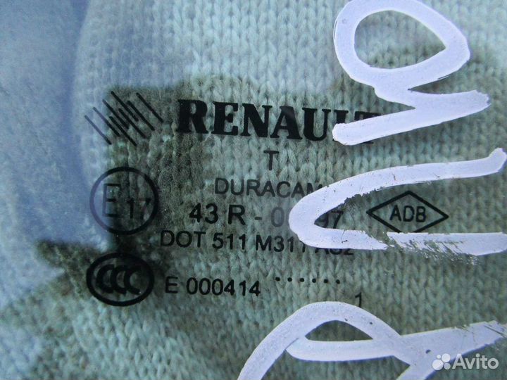 Стекло заднее левое Renault Fluence