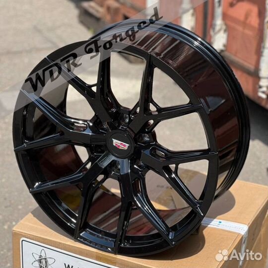 Кованые диски R24 Cadillac Escalade