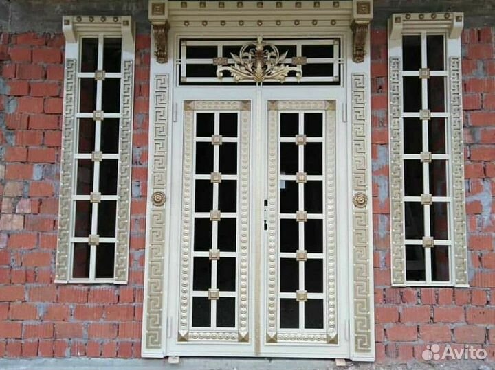 Кованая дверь входная