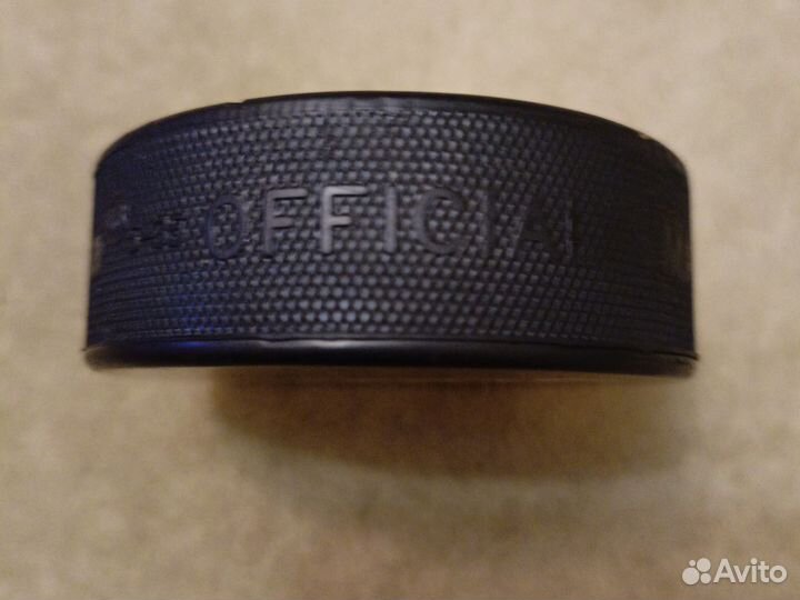 Шайба хоккейная бу