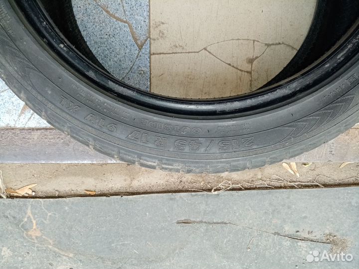 Nokian Tyres Hakkapeliitta 5 215/45 R17