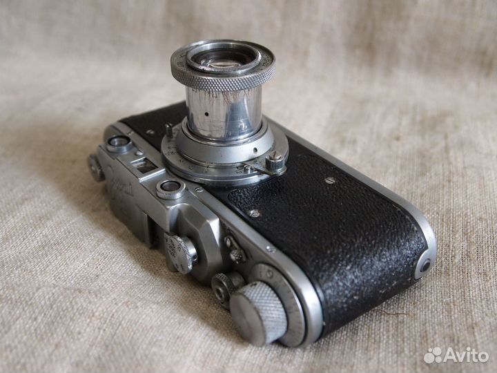Пленочный фотоаппарат Зоркий 1