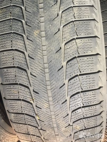 Michelin Latitude X-Ice 235/55 R18 100T