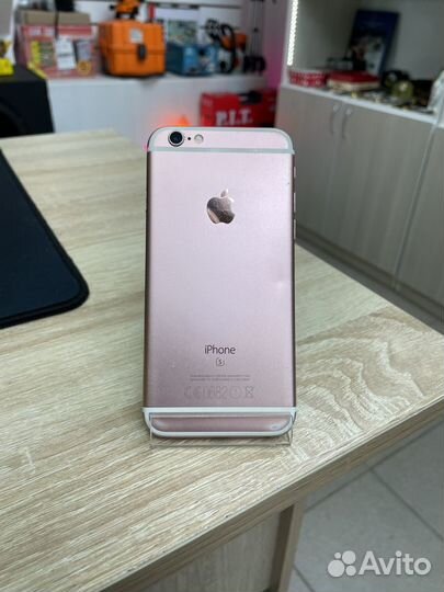 iPhone 6S, 32 ГБ