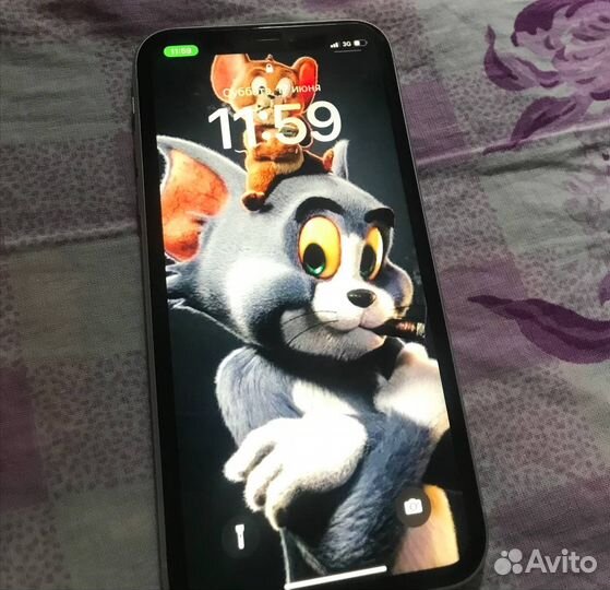 Телефон iPhone xr