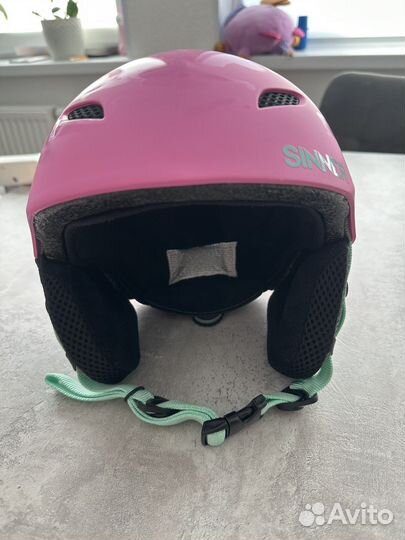 Горнолыжный шлем