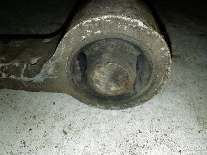 Рычаг передний правый Ford Fiesta MK V 2002-2005