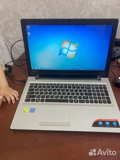 Ноутбук lenovo