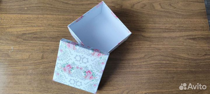 Коробка подарочная