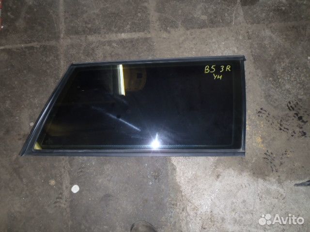 Стекло кузовное глухое правое Passat (B5)