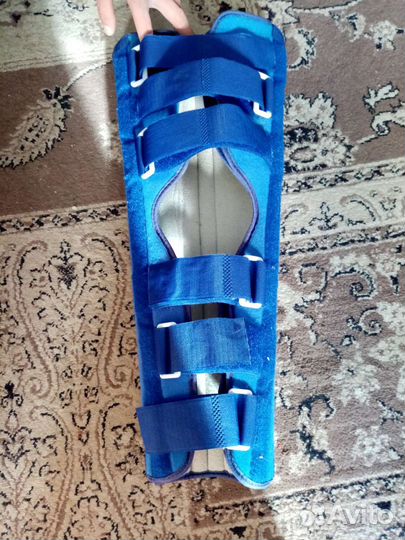 Коленный ортез