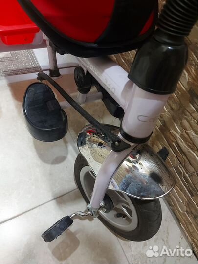 Велосипед с родительской ручкой