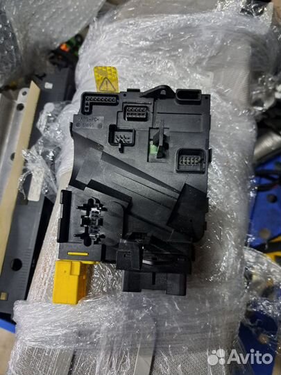 Блок подрулевой audi a3 8p