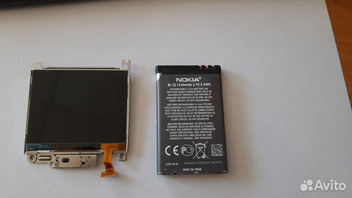 Экран от Nokia BL-5j