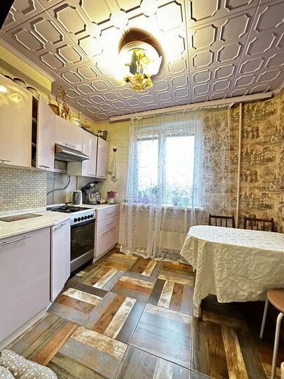 3-к. квартира, 67 м², 4/9 эт.