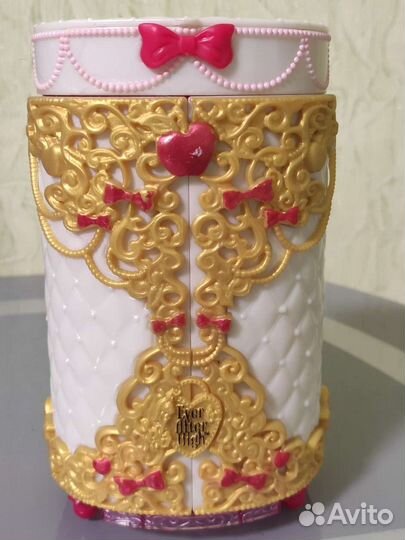 Шкатулка для куклы Эвер Афтер Хай