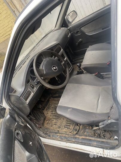 В полном разборе Daewoo Nexia 2010год