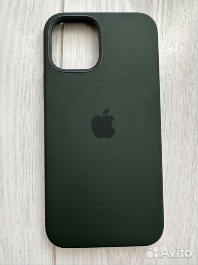 Чехлы на iPhone 12 pro