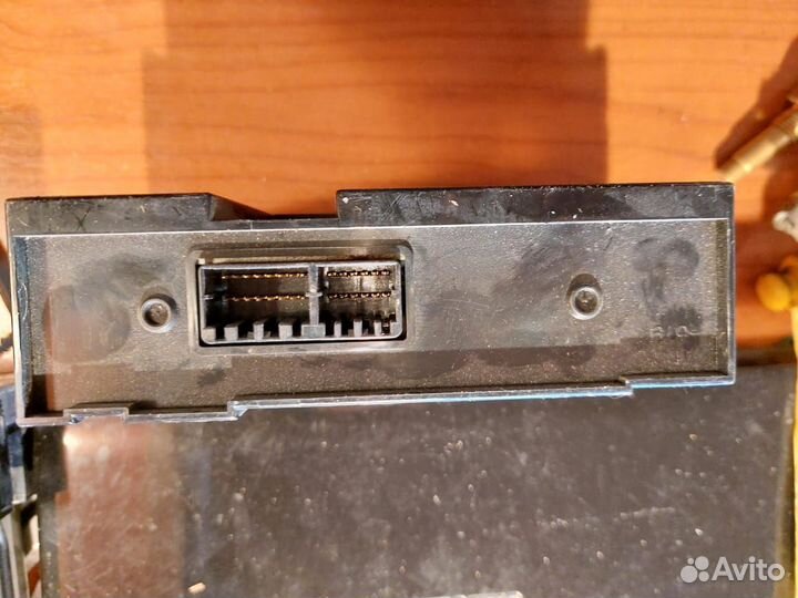 CAT E320D монитора пульта управления кондиционера