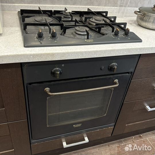 Газовая варочная панель Hotpoint Ariston