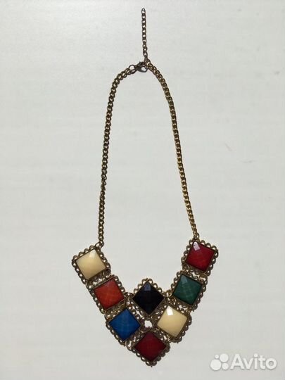 Колье и браслеты