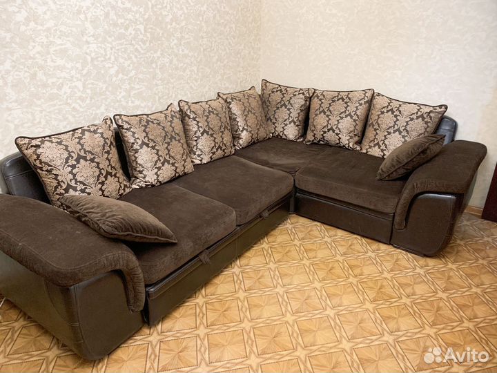 Угловой диван бу