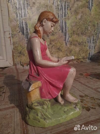 Фарфоровые статуэтки СССР девушка