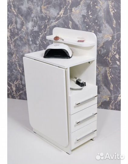 Маникюрный стол складной