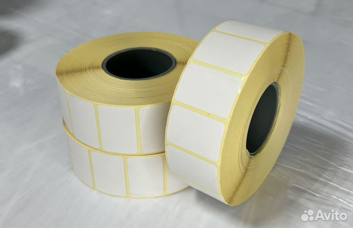 Термоэтикетки 30 20. Намотка 2000 шт. 30*20*2000