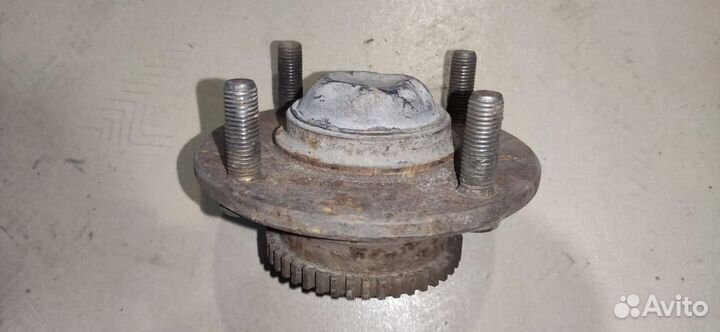 Ступица задняя Hyundai Lavita 2003