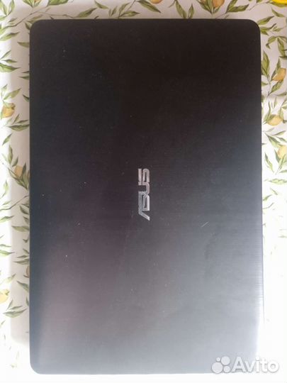 Ноутбук asus