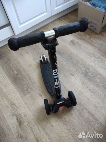 Самокат детский трехколесный Micro maxi