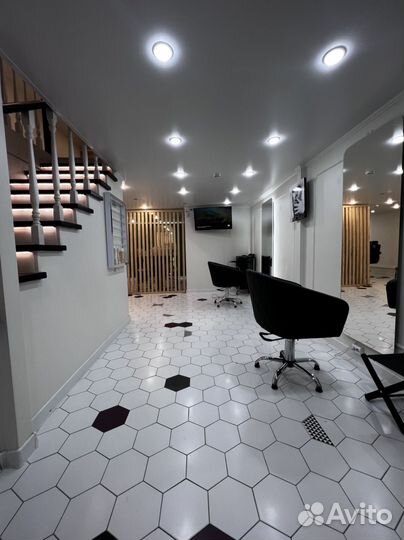 Администратор - бровист салон красоты