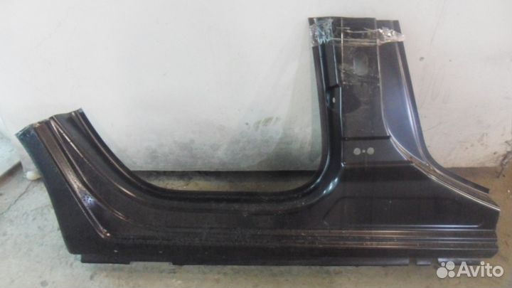 Peugeot 3008 порог правый, сапожок