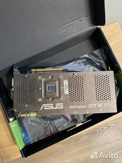 Видеокарта Asus DirectCU 2