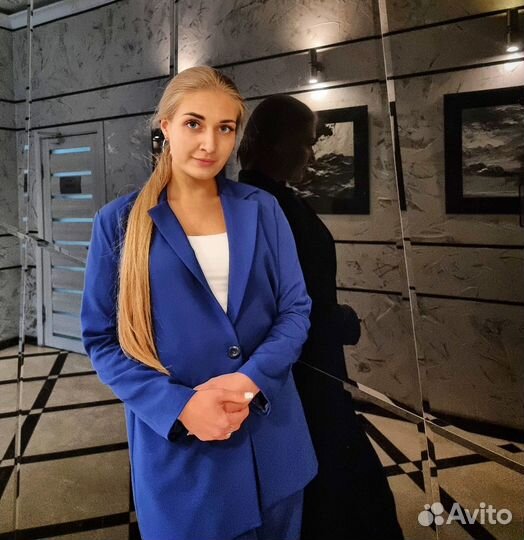 Свой человек помощник