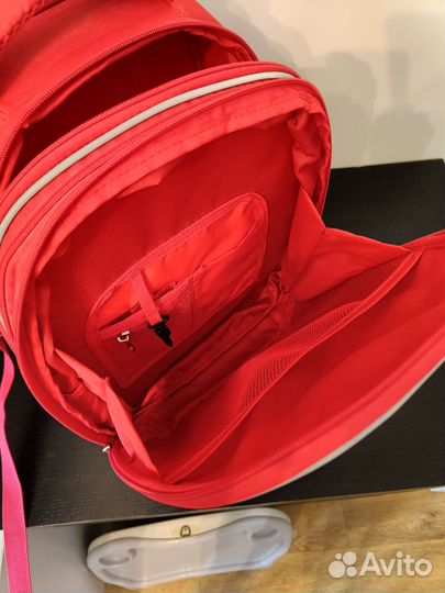 Ранец школьный для девочки новый