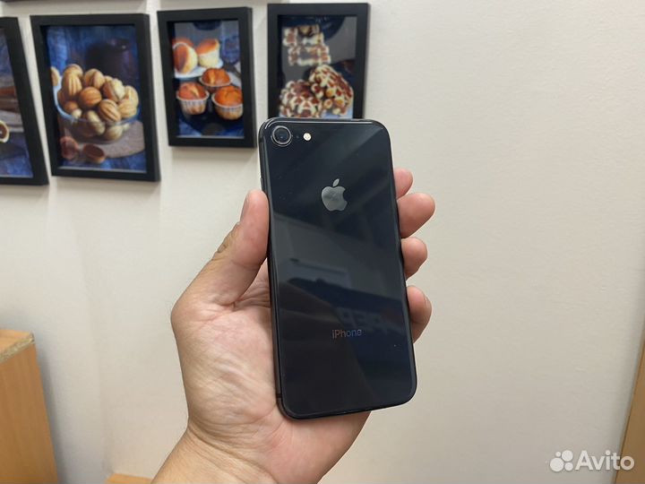 iPhone 8 6.4 gb 80 акб