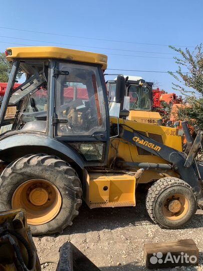 Экскаватор-погрузчик Changlin WZ30-25C, 2013