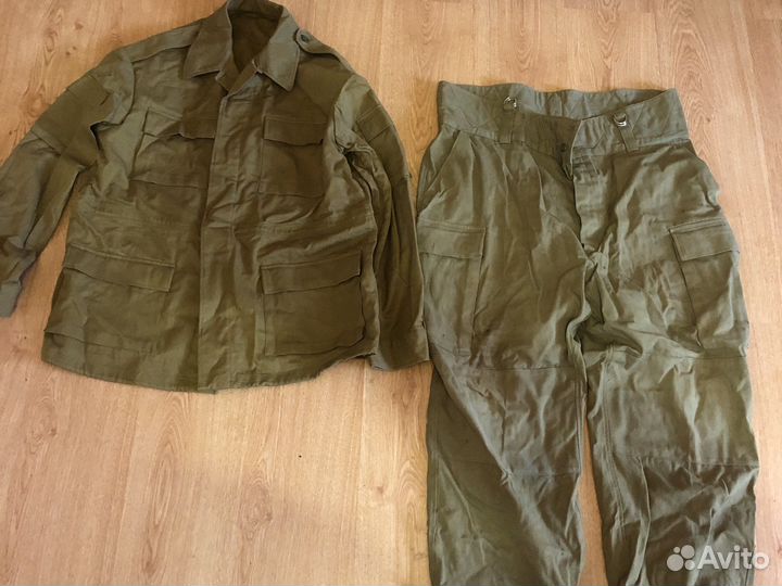 Военный костюм
