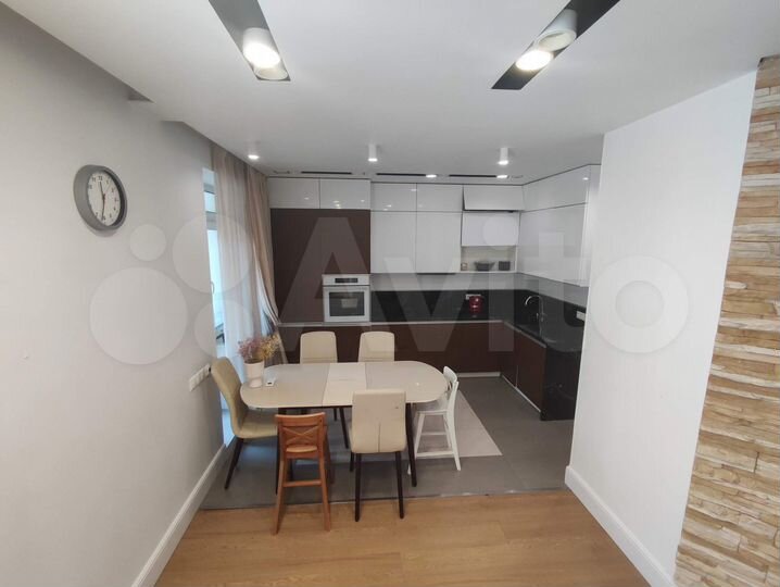 3-к. квартира, 72,6 м², 14/17 эт.