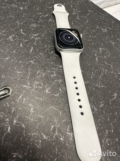 Часы apple watch se 44mm