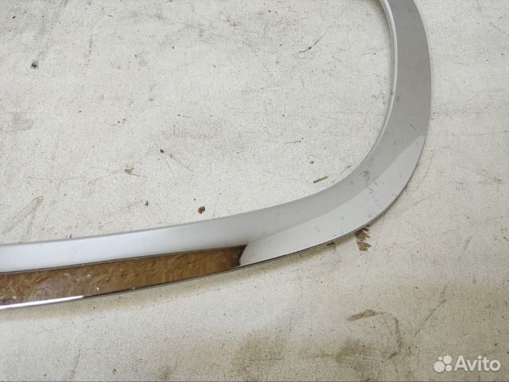 Окантовка фары правая Mini Countryman F60 2016