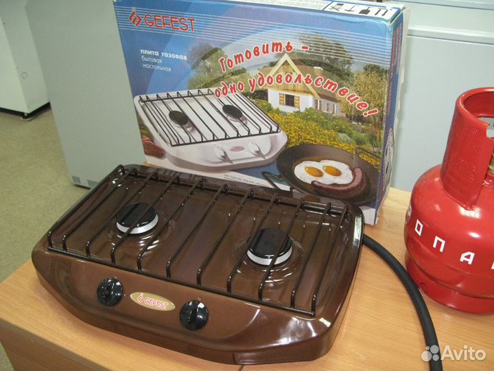 Плита газовая Гефест (коричневая). Новая