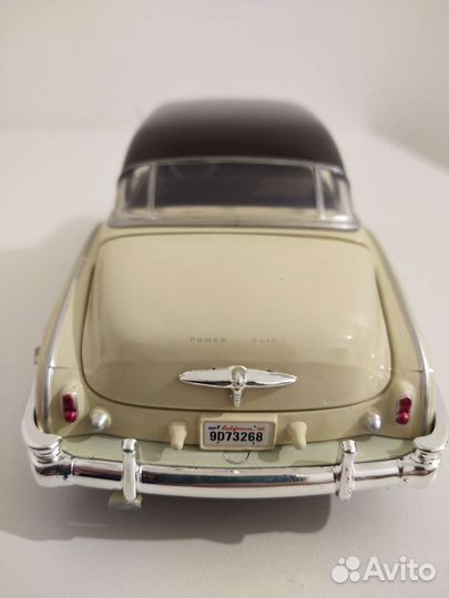 Модель 1:24, новая, Шевролет