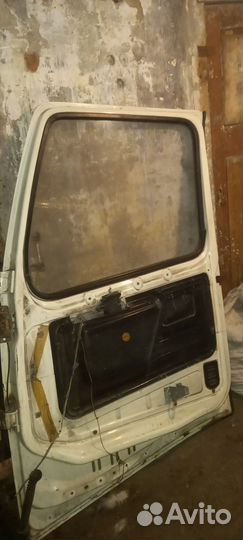Дверь на Volvo FH12 97г.в
