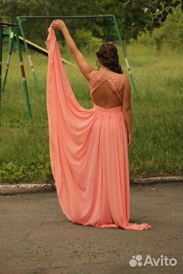 Сшили платье на заказ,очень красивое
