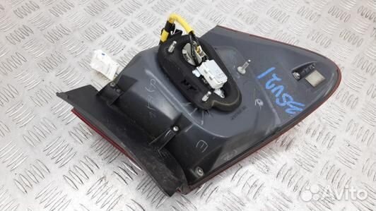 Фонарь задний правый lexus GS 3 (3SV21MY01)