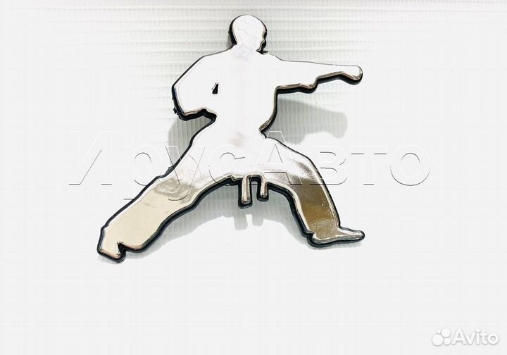 Орнамент шильдик эмблема на авто Каратист