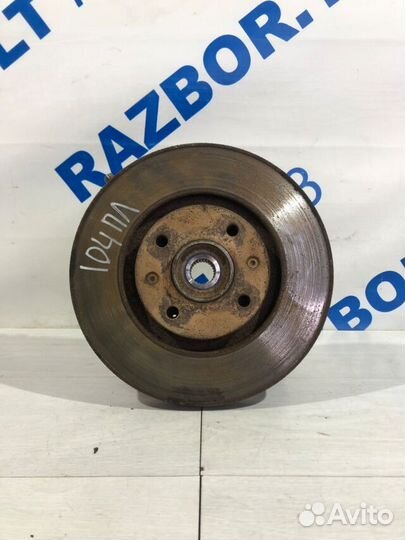 Поворотный кулак передний левый peugeot 308 1.6 ат